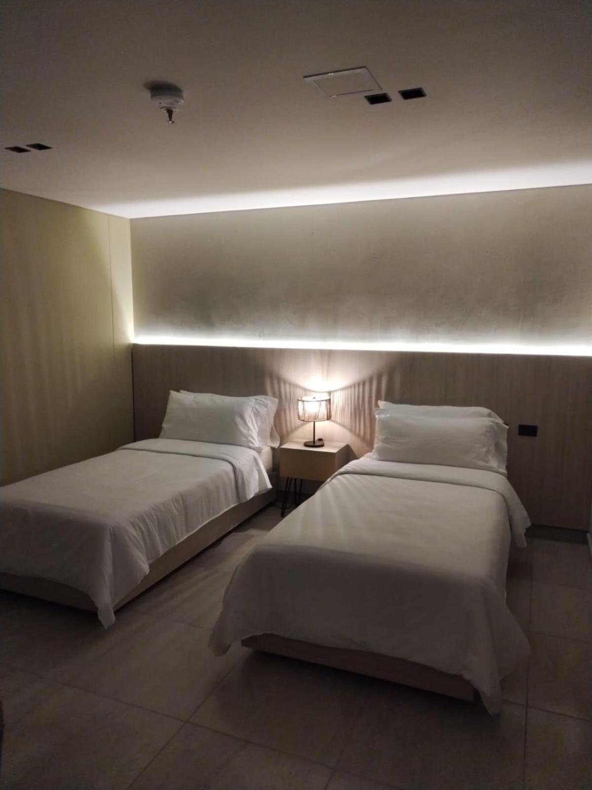 Sonata 44 Hotel Laureles Medellin Exterior photo