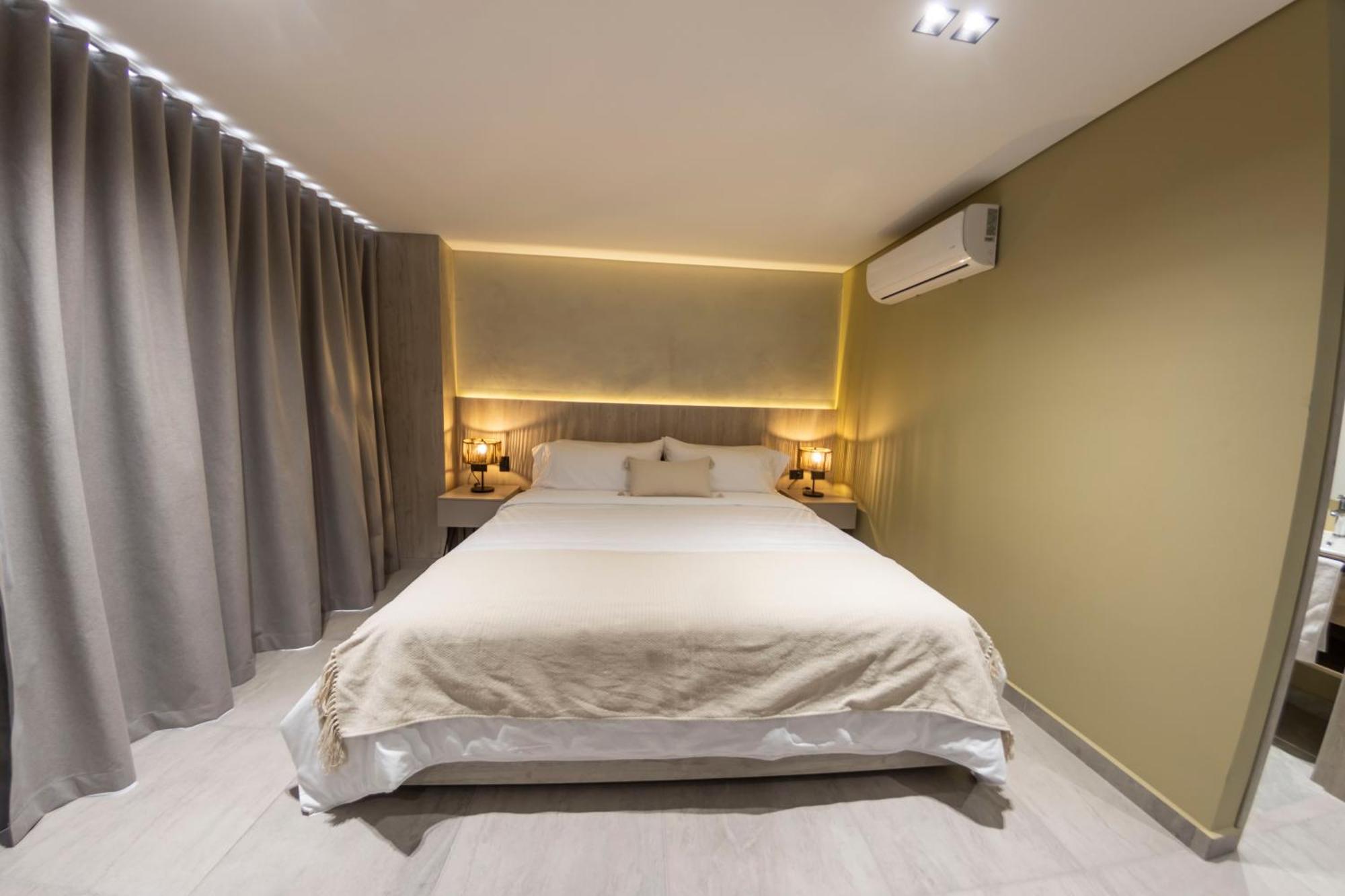 Sonata 44 Hotel Laureles Medellin Exterior photo