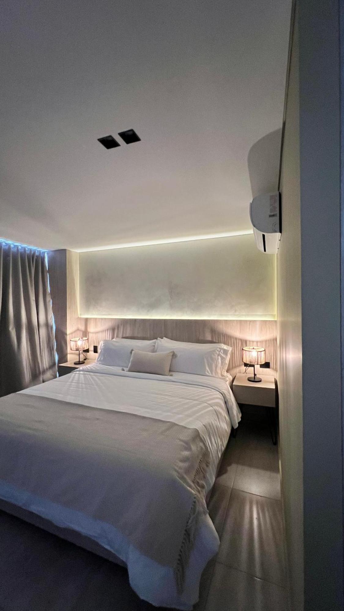 Sonata 44 Hotel Laureles Medellin Exterior photo