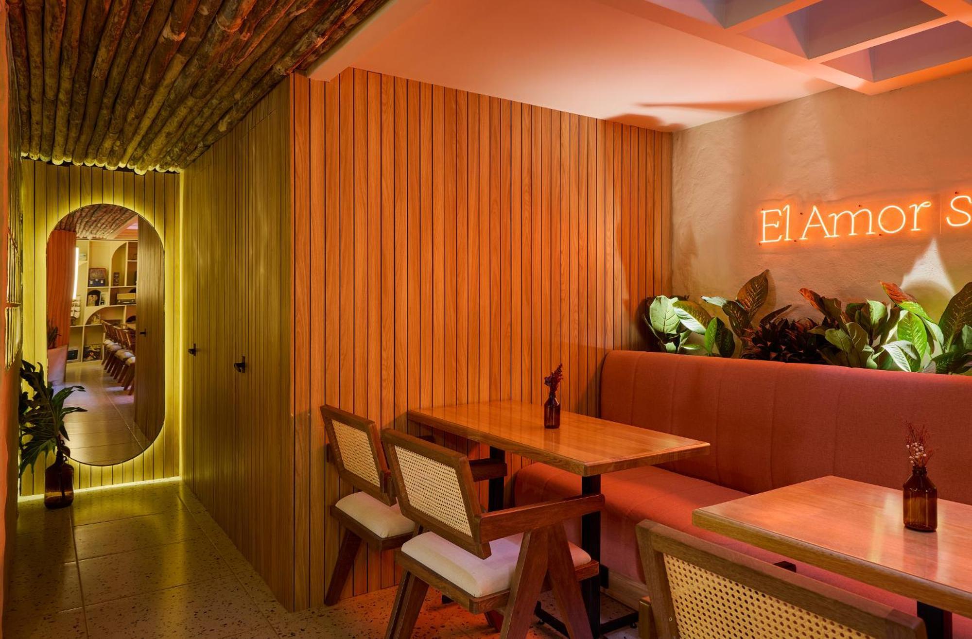 Sonata 44 Hotel Laureles Medellin Exterior photo